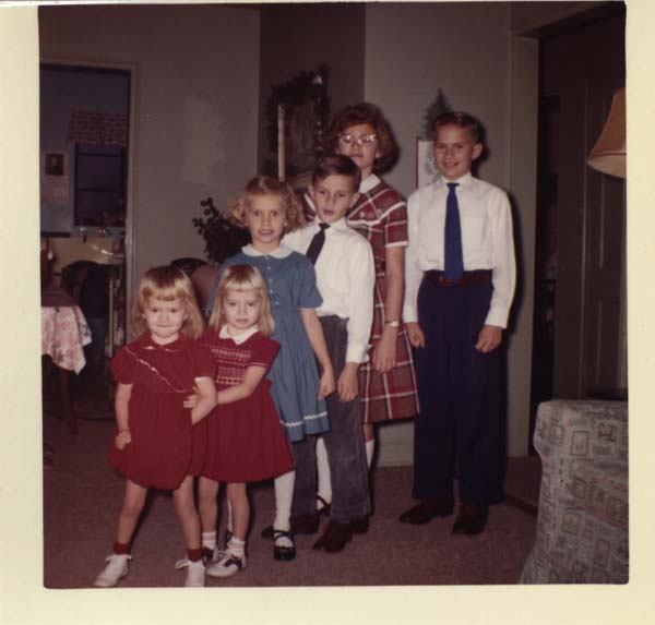 MAG039 - Patti, Susan, Kathy, Jim, Nancy & Ned