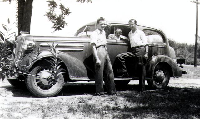 27 KEITH JR, ARNOLD & JOAN, BY CAR, CULLEN VA